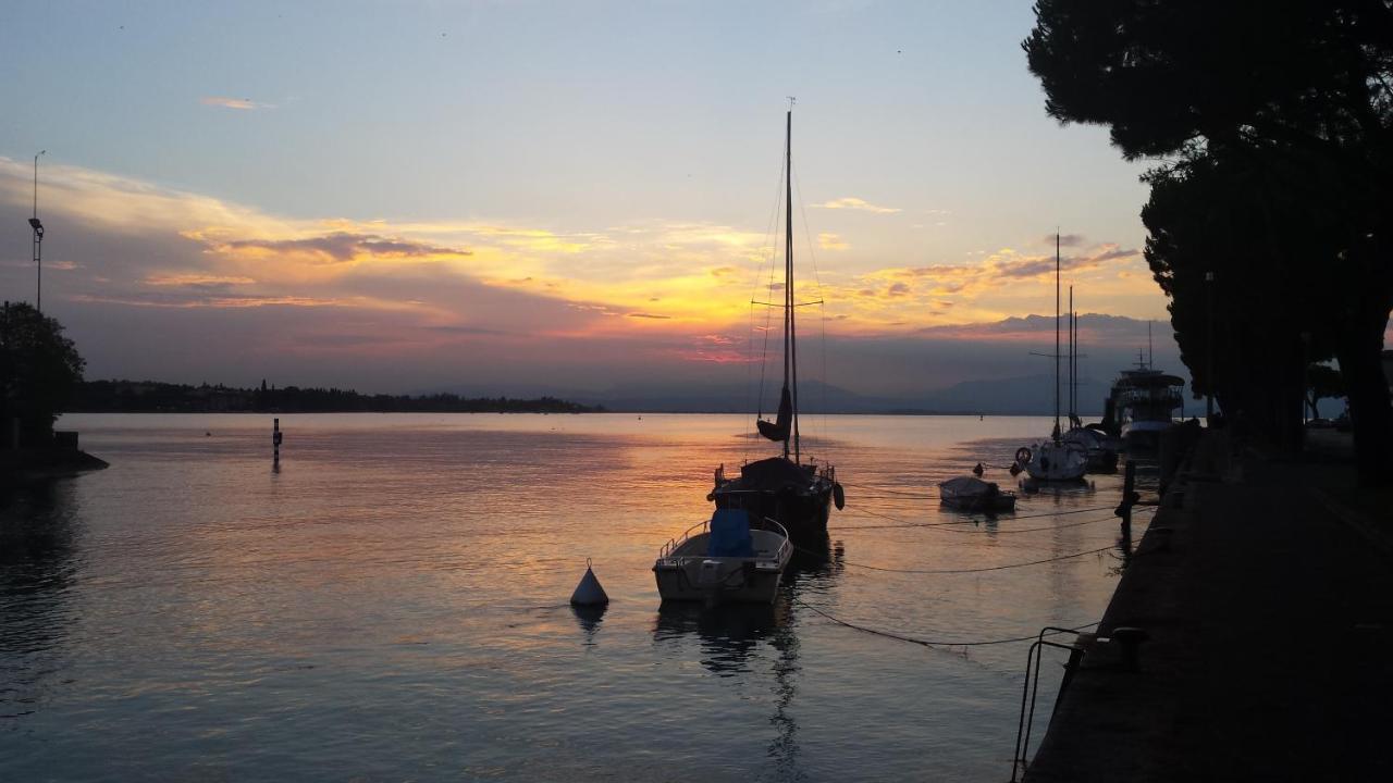 Chalet Garda بسكييرا ديل غاردا المظهر الخارجي الصورة